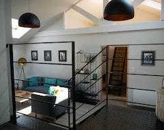 Casa/apartamento entero Contemporary Apartment With Terrace, Downtown, 100 M From The Sea (Loctudy, Francia)