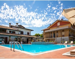 Hotel Miramare - SPA & Suites - Breakfast & Brunch Until 13-00 (Cérvia, Italien)
