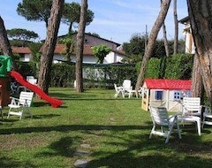 Golfhotel (Forte dei Marmi, Italy)