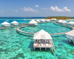 Resort Diamonds Thudufushi (South Ari Atoll, Maldives)