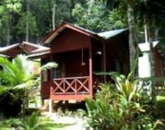 Lomakeskus Nusa Holiday Village (Jerantut, Malesia)