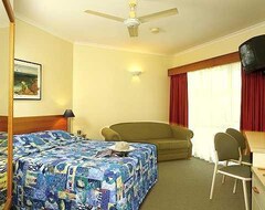 Khách sạn Tropical Queenslander (Cairns, Úc)