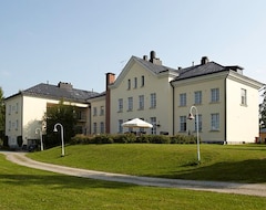 Otel Hyvärilä (Nurmes, Finlandiya)