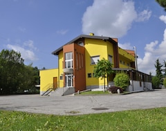 Pansiyon Millaenya Inn (Entratico, İtalya)