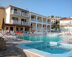 Khách sạn Family Inn (Argassi, Hy Lạp)