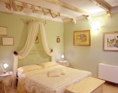 Hotelli Mirella Bed & Breakfast (Alberobello, Italia)