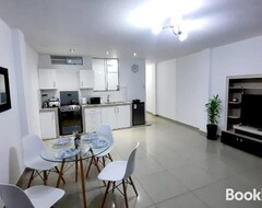 Entire House / Apartment Departamento En Pacasmayo (Pacasmayo, Peru)