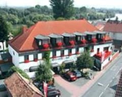 Khách sạn Hotel & Restaurant Hessischer Hof (Hainburg, Đức)