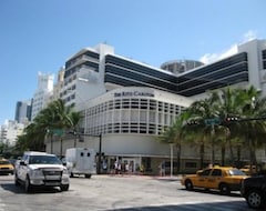 Khách sạn The Ritz-Carlton Coconut Grove, Miami (Miami, Hoa Kỳ)