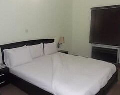 Hotel Dionzec & Suites (Lagos, Nigeria)