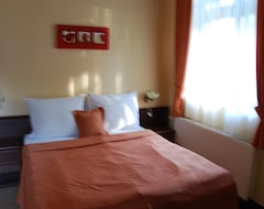 Hotel Villa Campana (Siófok, Hungría)