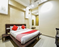 Khách sạn OYO 2615 Hotel Lords (Rohtak, Ấn Độ)