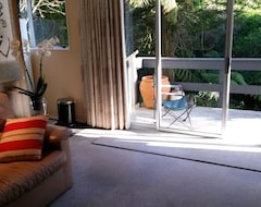 Hele huset/lejligheden Peaceful, Sunny, Furnished - Everything You Need. (Lower Hutt, New Zealand)