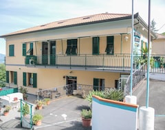 Hotel Locanda Primo Sole (Leivi, Italy)