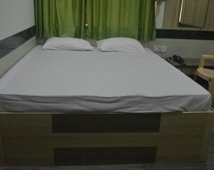 Khách sạn Nest Lodge (Mumbai, Ấn Độ)