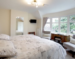 Hotel The Hinton Guest House Knutsford (Knutsford, United Kingdom)
