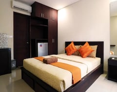 Khách sạn Oyo 3885 Kara Residence (Seminyak, Indonesia)