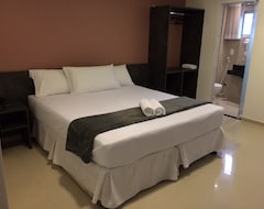Hotelli Hotel Scenarium (Jaboatão dos Guararapes, Brasilia)