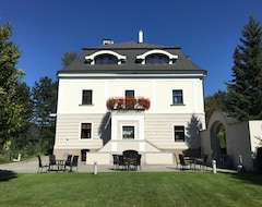 Hotel Villa Nečas (Žilina, Slovakiet)