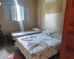 Casa/apartamento entero Casa Bouganville apto triplo (Novo Airão, Brasil)