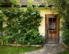 Toàn bộ căn nhà/căn hộ Gemütliche Ferienwohnung Salettl Im Herzen Des Wienerwalds (Heiligenkreuz, Áo)