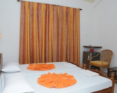 Khách sạn D'souza's Holiday Homes (Sinquerim, Ấn Độ)