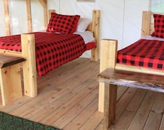 Hotel Harmony Outdoor Inn Glamping (Parry Sound, Canada)