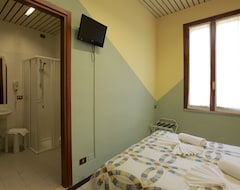 Otel Albergo Alla Pesa (San Pietro in Cariano, İtalya)