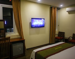 Hotel Pearl Sea (Da Nang, Vietnam)