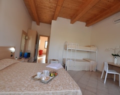 Hotelli Artemis Residence Village (Ascea, Italia)