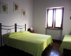 Bed & Breakfast Moglialunga Bed and Breakfast (Stradella, Ý)