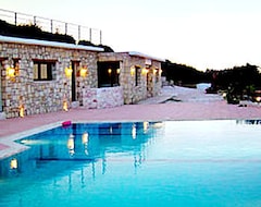 Khách sạn Nymphes Luxury Apartments (Agia Pelagia, Hy Lạp)