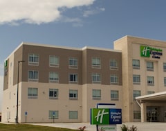 Khách sạn Holiday Inn Express & Suites Litchfield, an IHG Hotel (Litchfield, Hoa Kỳ)
