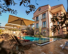 Hotel Sukha Cunda Otel (Ayvalık, Turkey)