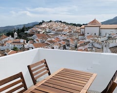 Tüm Ev/Apart Daire House By The Castle (360 Panoramic View) (Castelo de Vide, Portekiz)