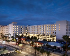 Hotel Great For Groups! Multi Units! Dining, Beach, Dolphin Encounter, Bar, Pool (Clearwater Beach, USA)