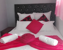 Bed & Breakfast Thembisi Guesthouse (Newcastle, South Africa)