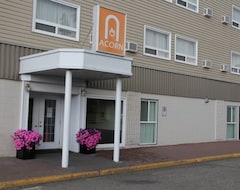 Khách sạn Acorn Motel (Grande Cache, Canada)