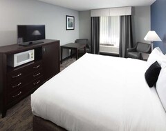 Hotel Restful Stay At Red Lion Inn & Suites Sequim! Pool, Free Breakfast And Parking! (Sequim, USA)