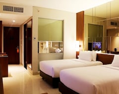 The Luxton Cirebon Hotel and Convention (Cirebon, Indonesia)