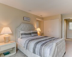 Tüm Ev/Apart Daire Beautiful Updated 2 Bedroom Golf Course Condo (Williamsburg, ABD)