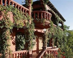 Hotel Casa Tierra de Sol y Luna (San Miguel de Allende, Mexico)