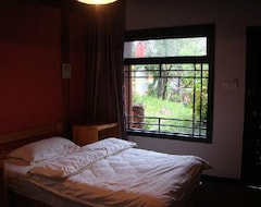 Hotel Lezhiju Inn (Lijiang, China)