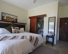 Khách sạn Innzululand Guest Lodge (Eshowe, Nam Phi)