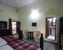 Khách sạn Hotel Kurabar Kothi (Udaipur, Ấn Độ)