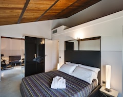 Khách sạn Il Tesoro Living Resort (Rodigo, Ý)