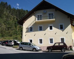 Khách sạn Aki Aparthotel (Flattach, Áo)