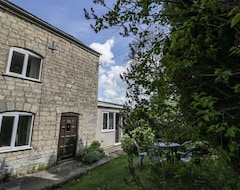 Hele huset/lejligheden 1 Westcroft Cottage, Family Friendly In Kings Stanley, Ref 981232 (Stroud, Storbritannien)