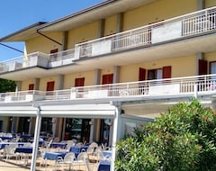 Hotel La Romantica (Manerba del Garda, Italy)