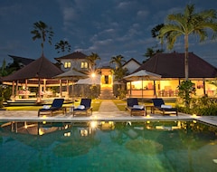Khách sạn The Junno Boutique Villa (Canggu, Indonesia)